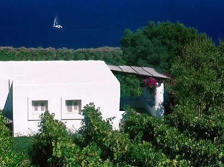 Capofaro & Malvasia Malfa (Salina)